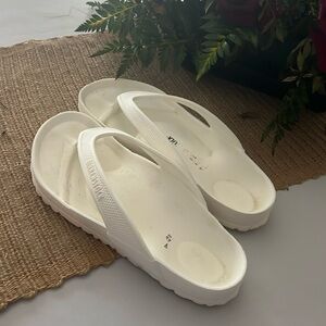 Birkenstock Unisex Honolulu EVA Sandal